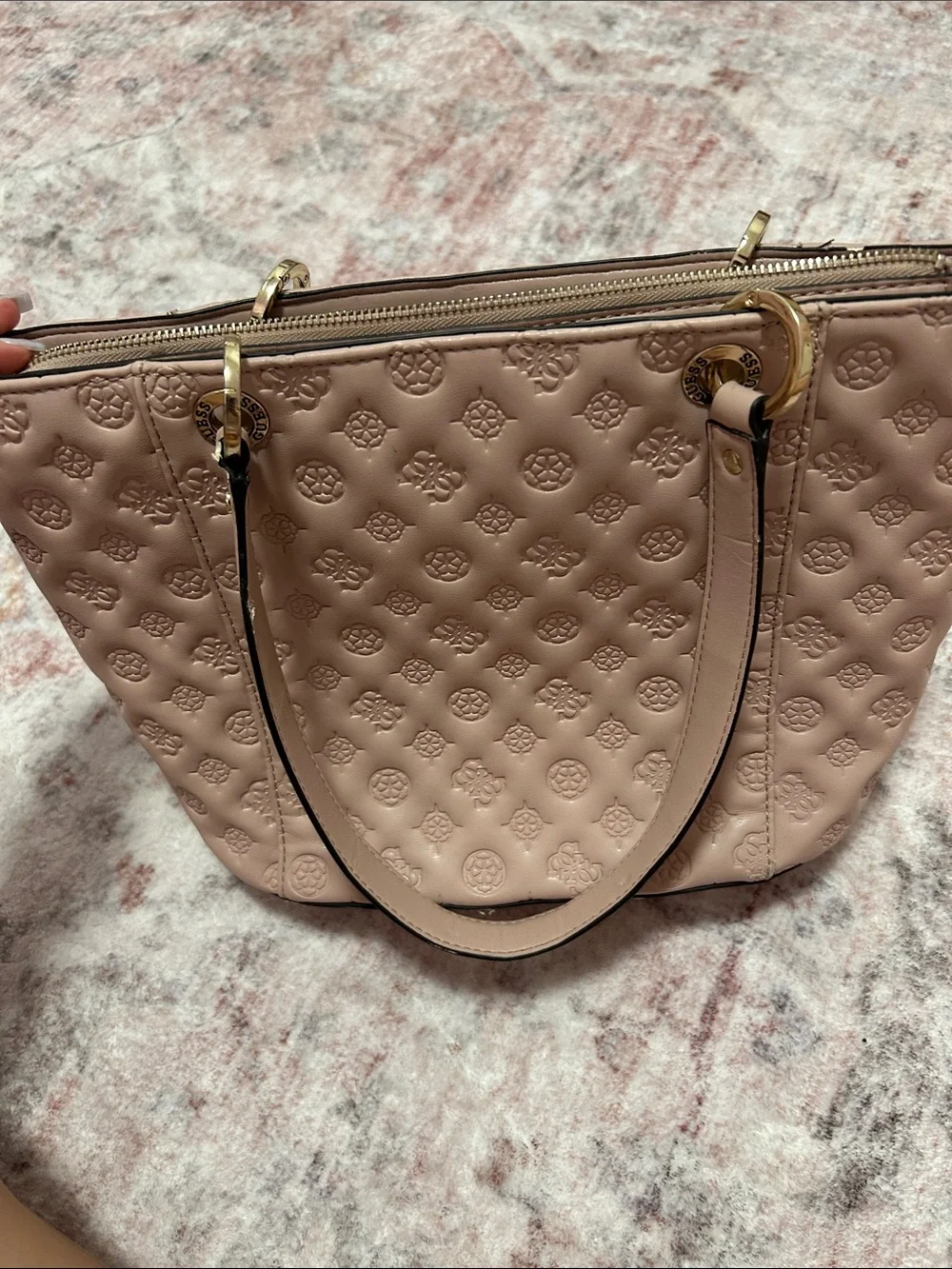 Guess elegant tote